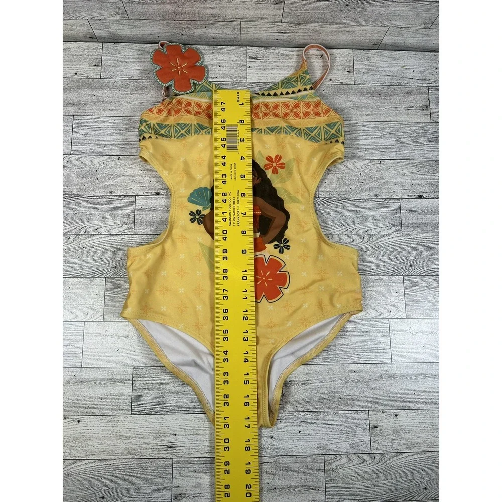 Girls Disney Swimsuit Princess Moana One‎ Piece  Swimwear Size 7/8 Flower